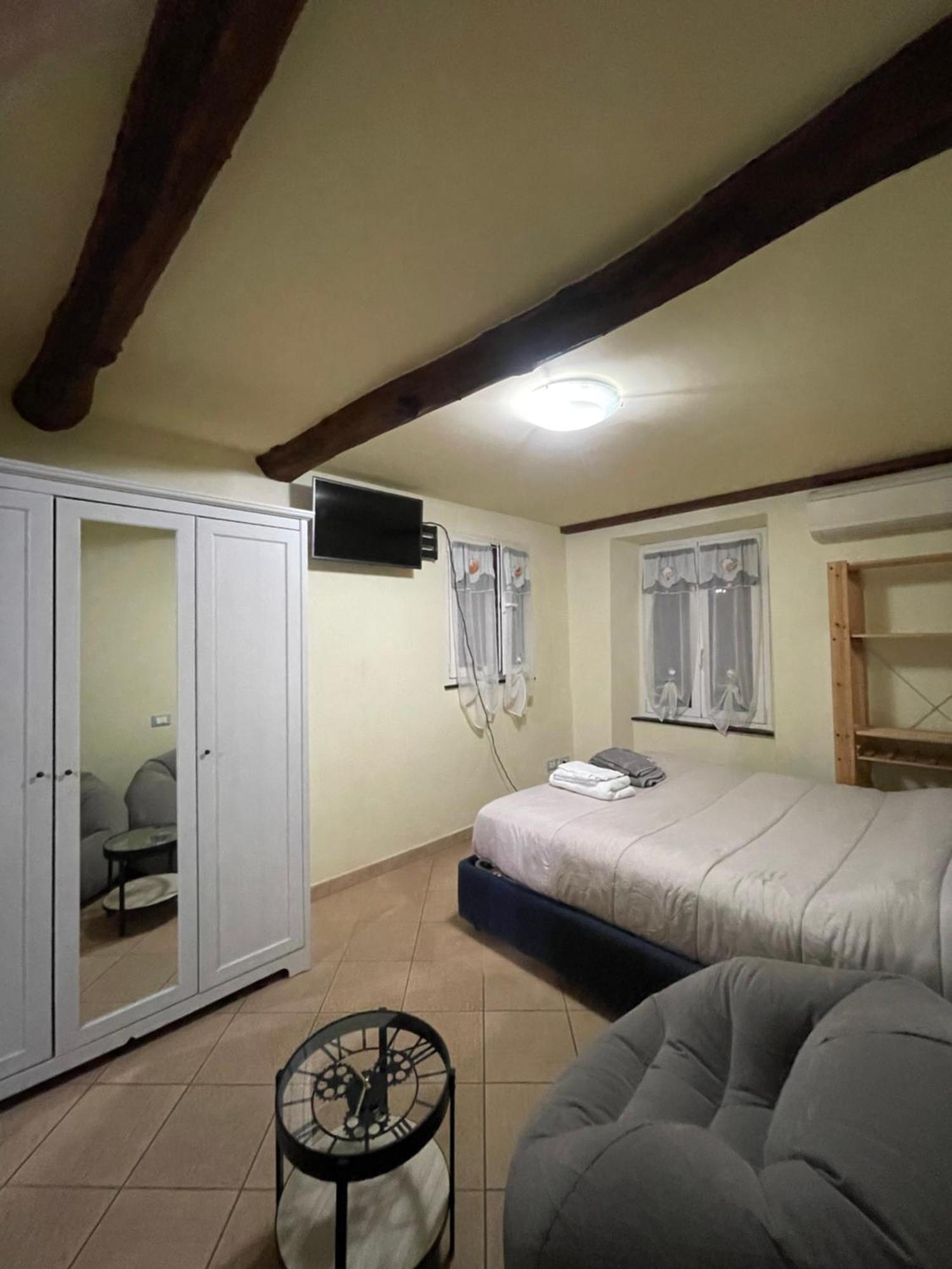 Ferienwohnung Bilocale Arredato Sestri Ponente Genua Exterior foto