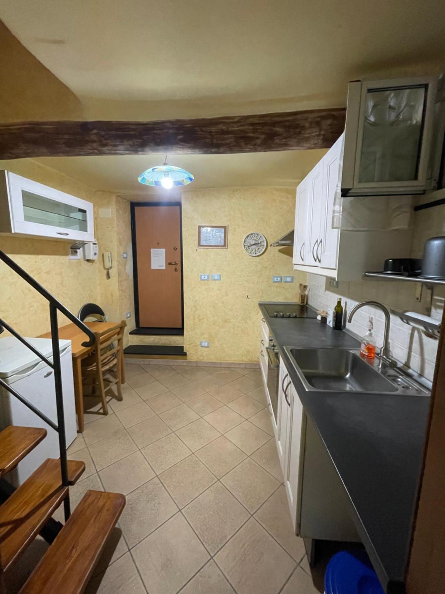 Ferienwohnung Bilocale Arredato Sestri Ponente Genua Exterior foto