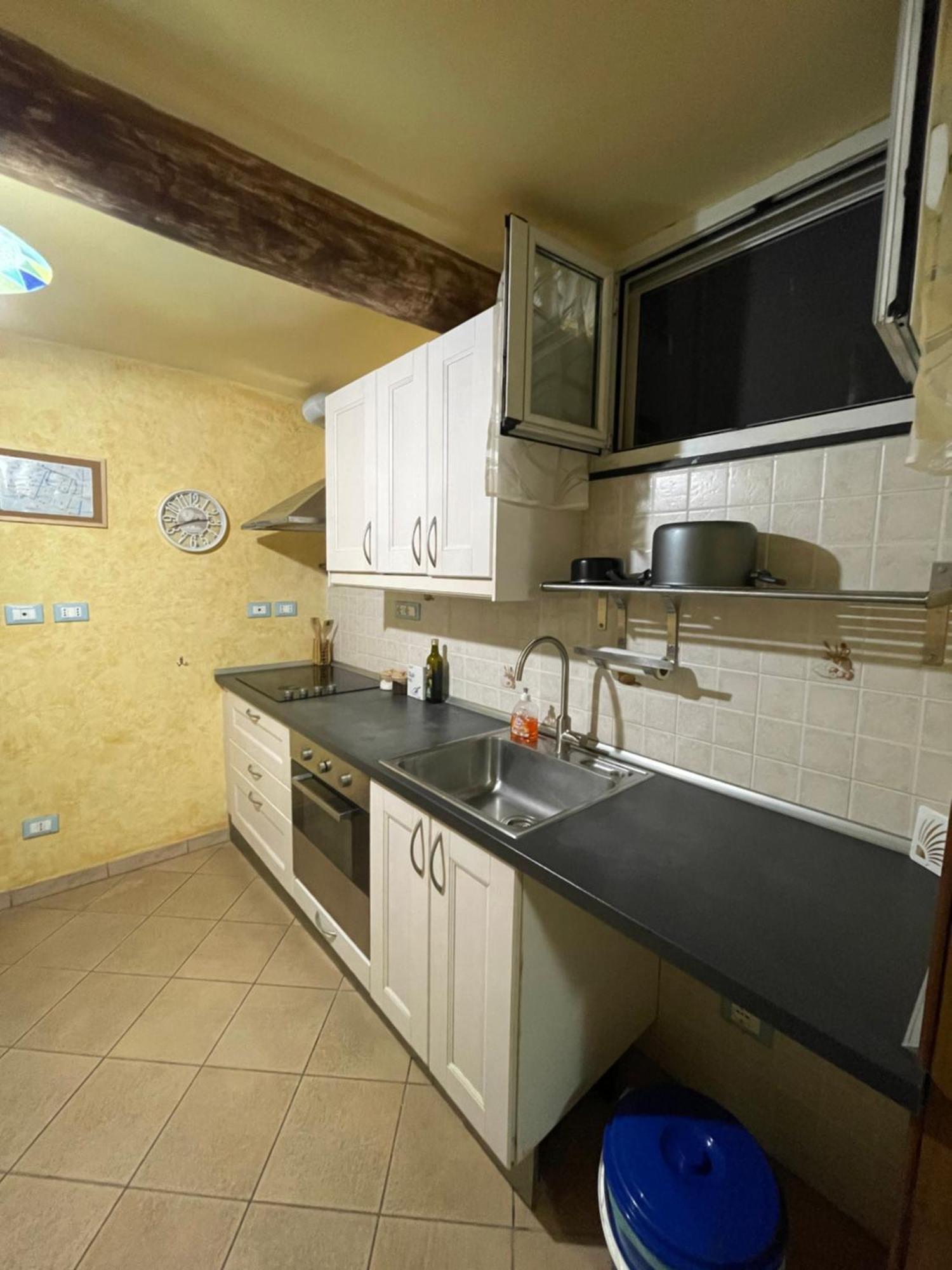 Ferienwohnung Bilocale Arredato Sestri Ponente Genua Exterior foto